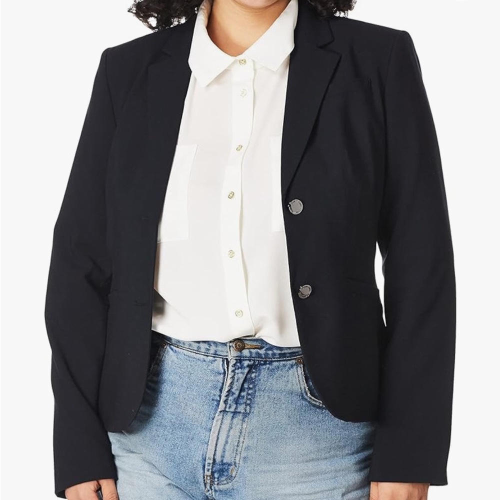 Woman’s Calvin Klein blazer/suit jacket size L Bkack